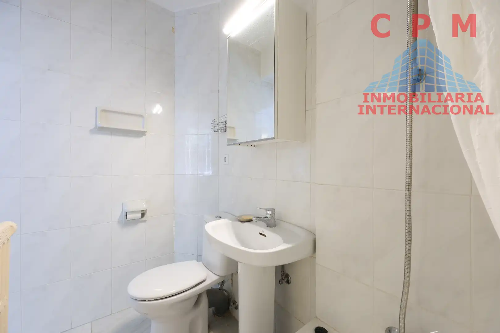 Badezimmer von Wohnung zur Miete in Madrid mit Klimaanlage, Heizung und Parkett