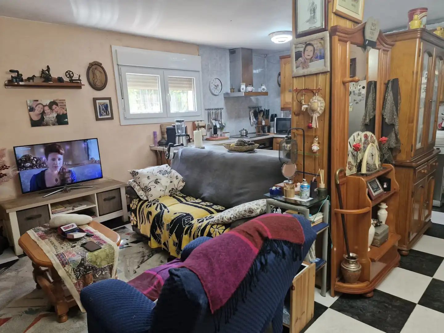 Sala de estar de Finca rústica en venta en La Línea de la Concepción con Jardín privado y Piscina