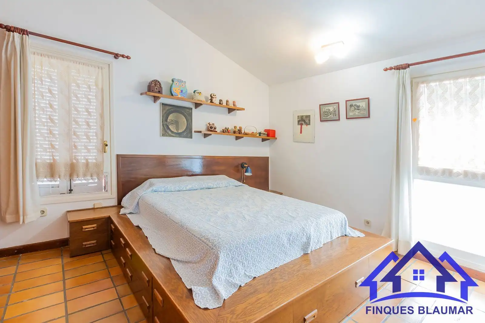 Dormitori de Casa o xalet en venda en Sant Iscle de Vallalta amb Calefacció, Jardí privat i Terrassa