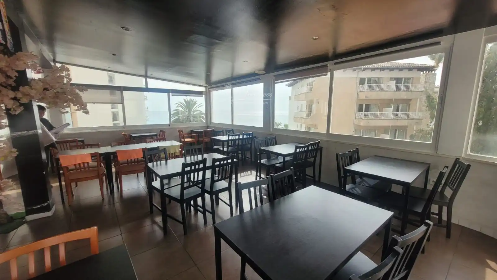 Business premises for transfer in Avenida Joan Miro, imagen 6