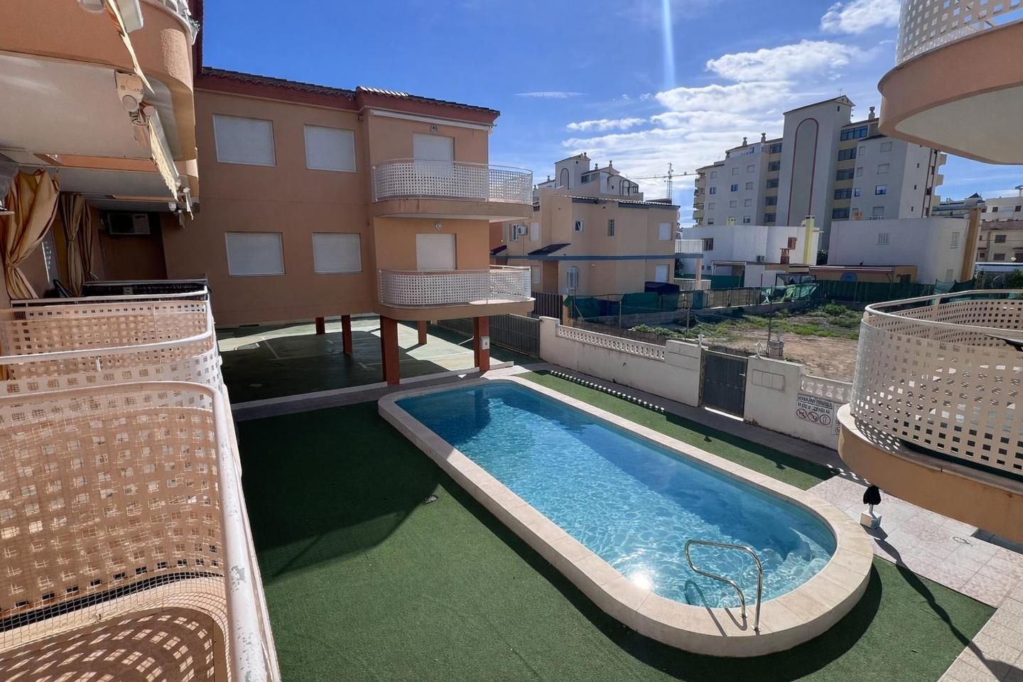 Swimming pool of Flat for sale in Peñíscola / Peníscola  with Air Conditioner, Terrace and Swimming Pool