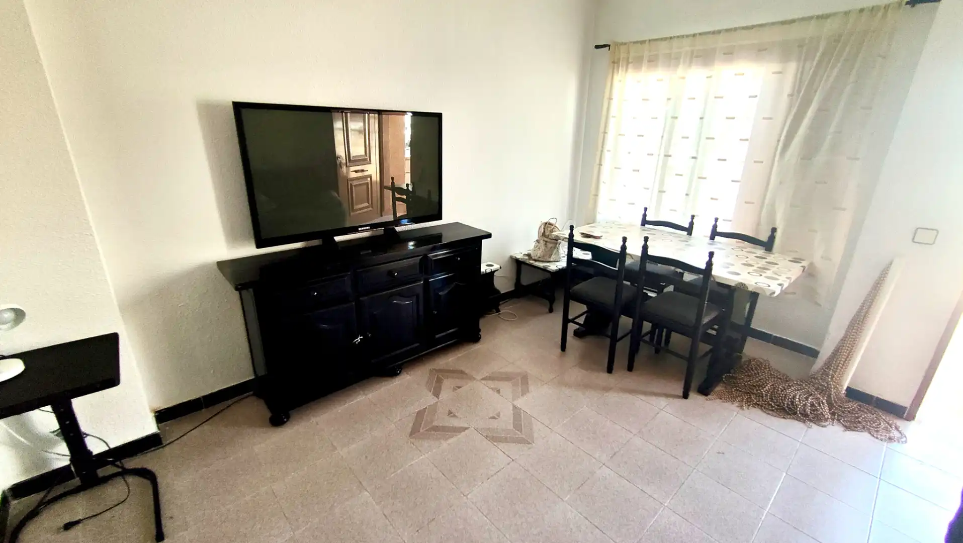 Sala d'estar de Dúplex de lloguer en Santa Pola amb Aire condicionat, Calefacció i Terrassa