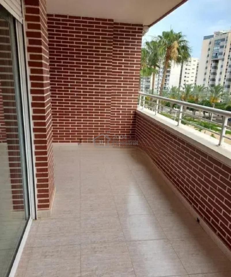 Terrassa de Pis en venda en Villajoyosa / La Vila Joiosa amb Aire condicionat, Terrassa i Piscina comunitària
