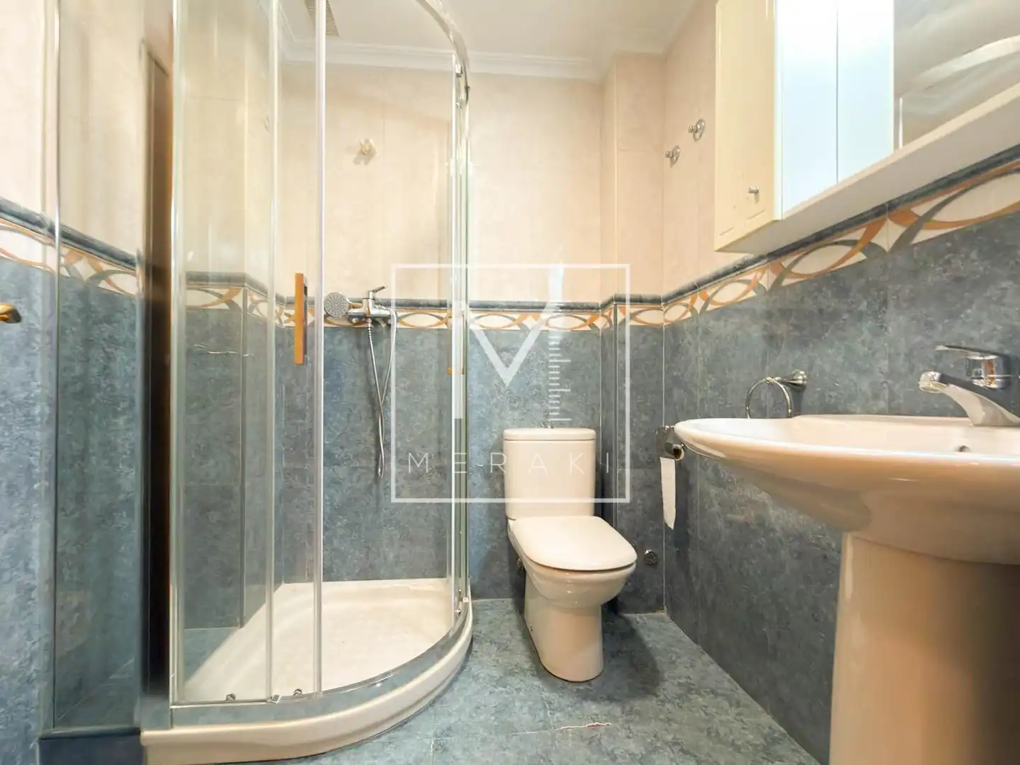 Bathroom of Apartments for rent in Albacete  with Air Conditioner, Heating and Furnished