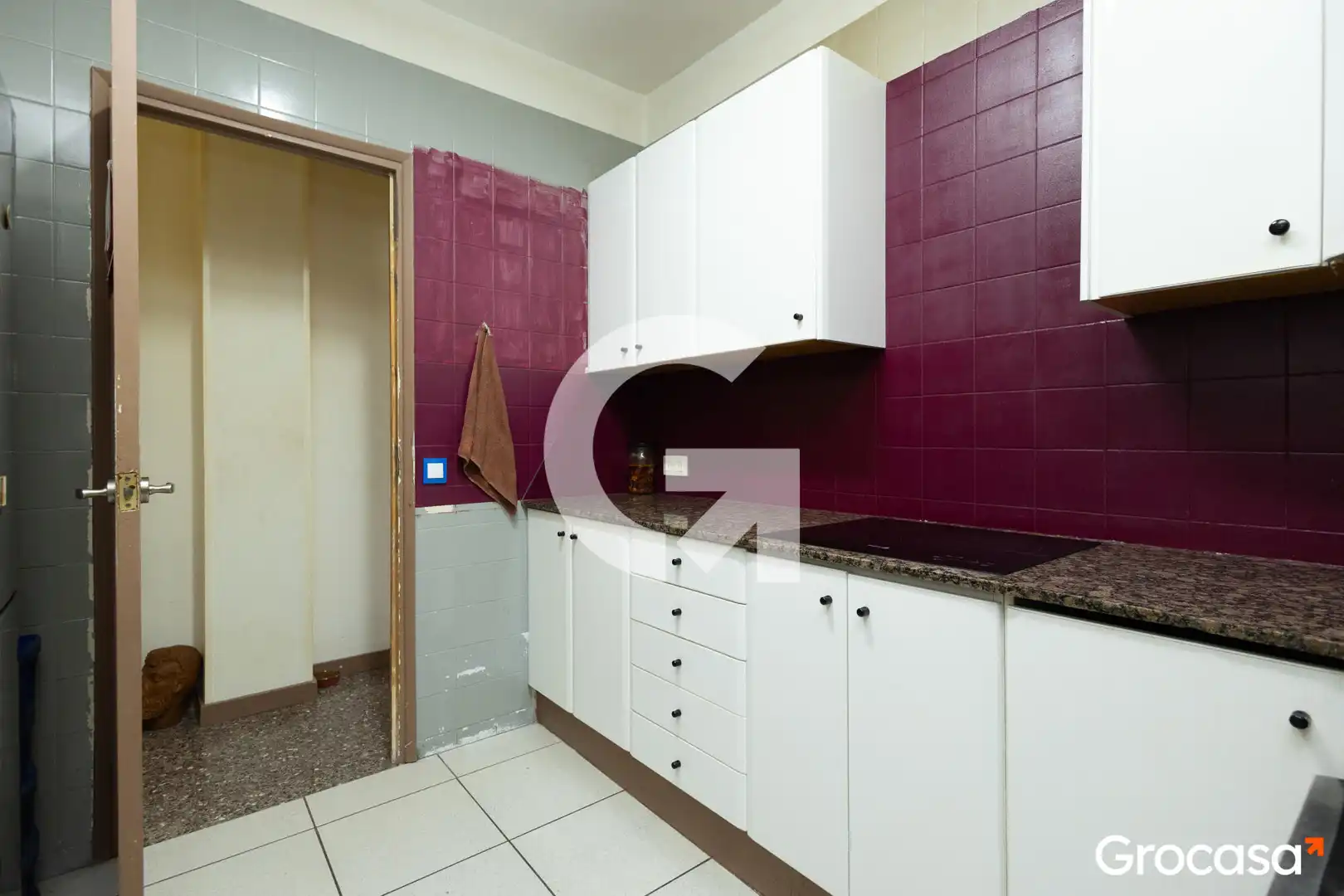 Kitchen of Flat for sale in Castelldefels  with Oven and Balcony