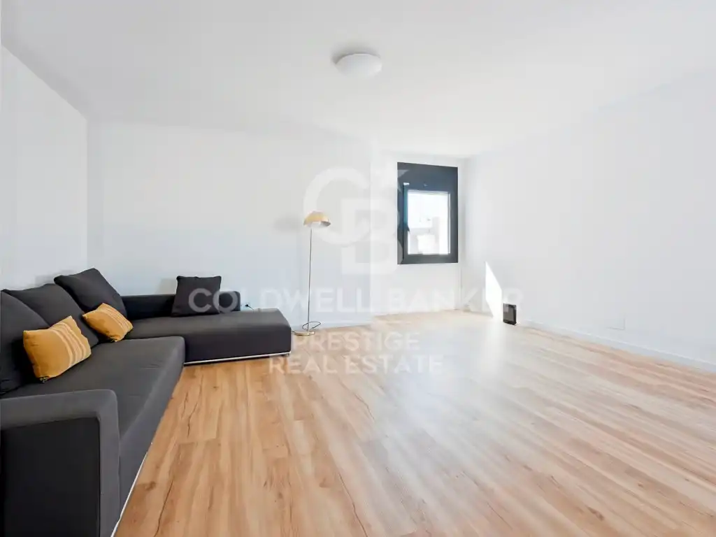 Living room of Houses for sale in Esplugues de Llobregat