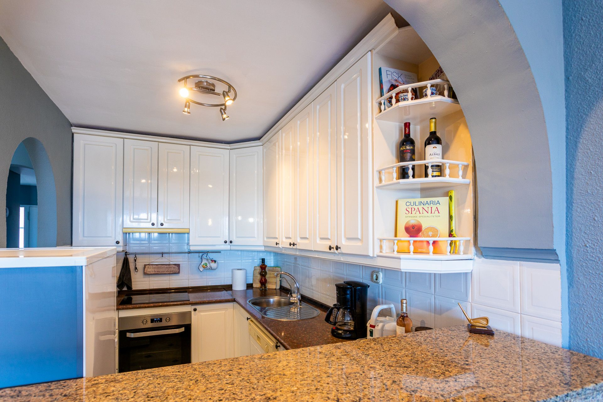 Cuina de Casa adosada en venda en Mijas amb Aire condicionat, Terrassa i Traster