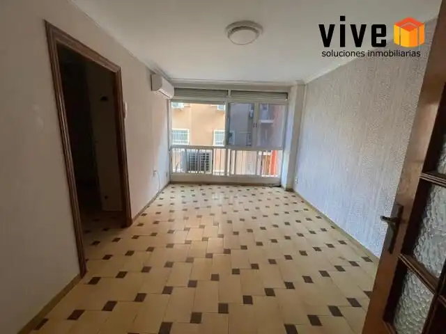 Flat with lift to rent in Casco Antiguo, imagen 2