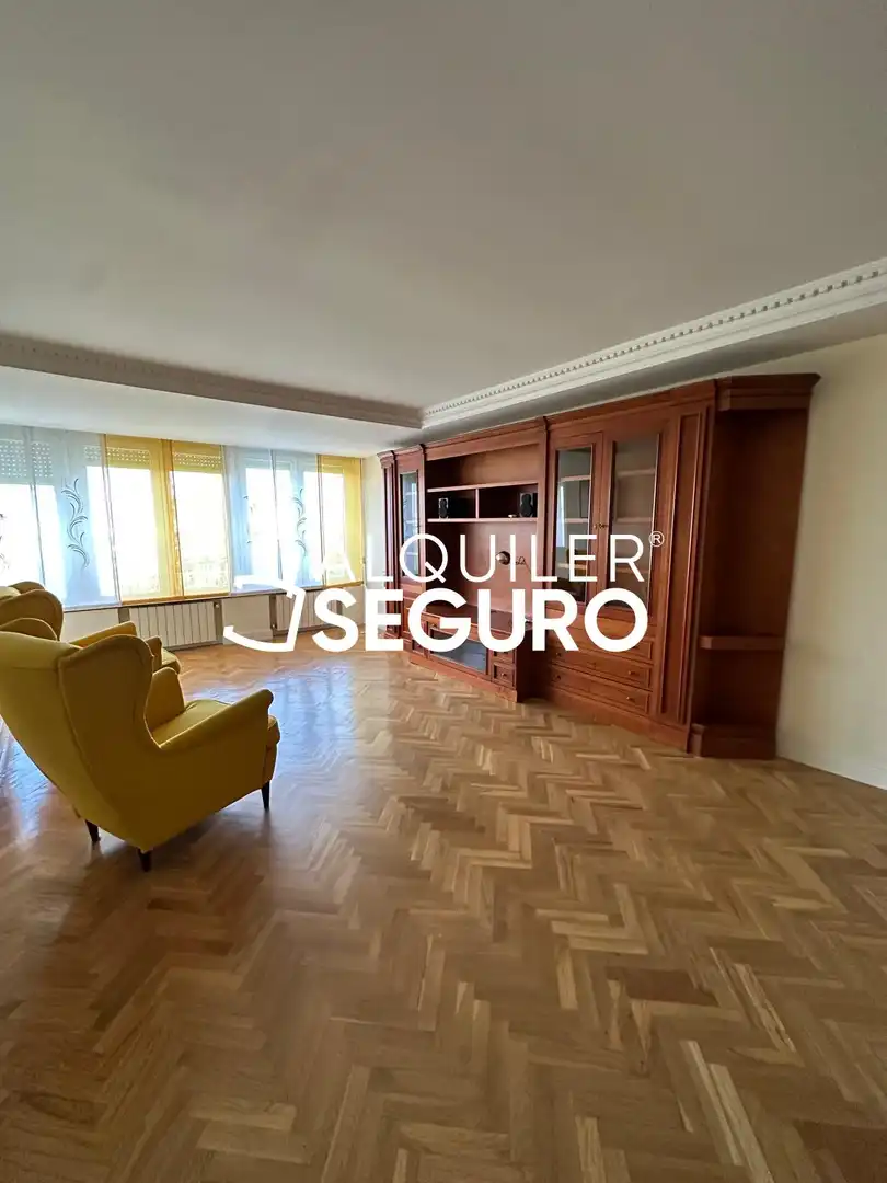 Wohnung mit Aufzug zur Miete in Salvador Dalí, imagen 2