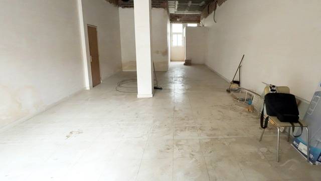 Local comercial en Venta en Eixample - Horta Capallera