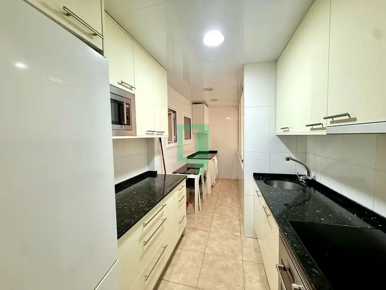 Cuina de Pis en venda en Badalona amb Balcó