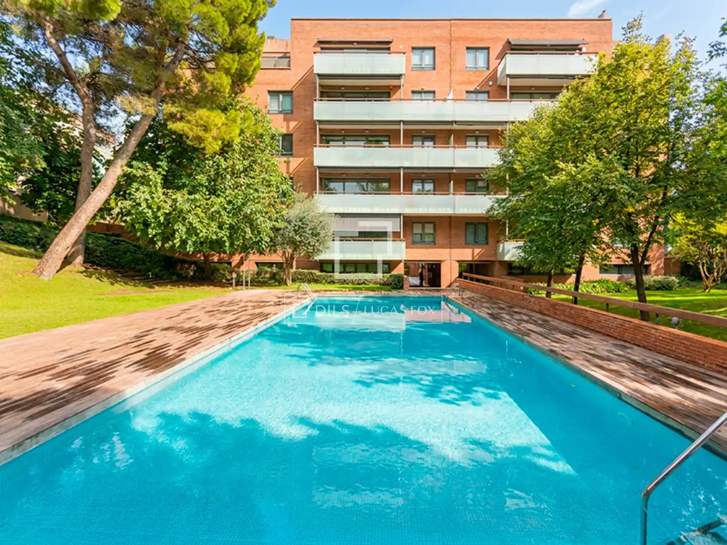 Piscina de Piso de alquiler en Sarrià - Sant Gervasi