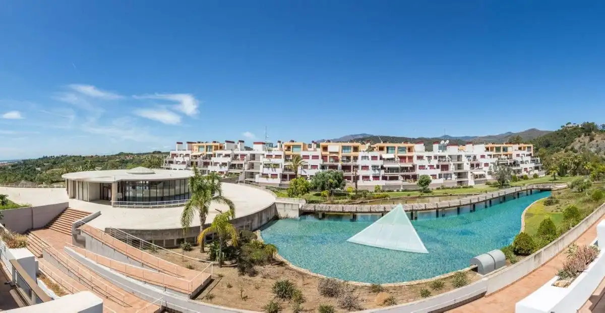 Apartamento con piscina en venta en Los Flamingos, imagen 49