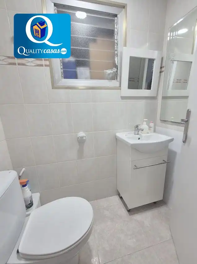 Apartamento en venta en Alicante / Alacant, Alicante