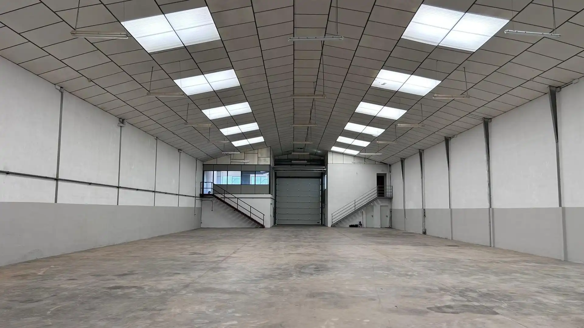 Nave industrial in affitto a Metro - Auditorio, imagen 2