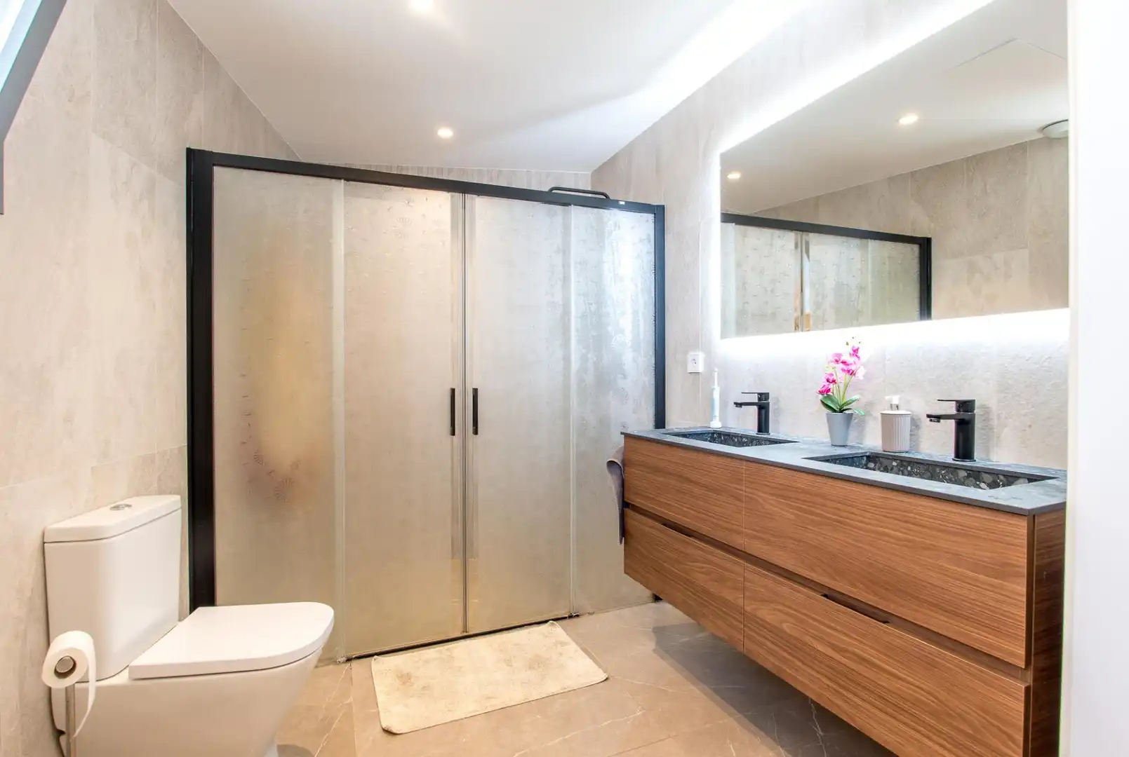 Baño de Casa o chalet en venta en Murcia con Aire acondicionado, Calefacción y Jardín privado