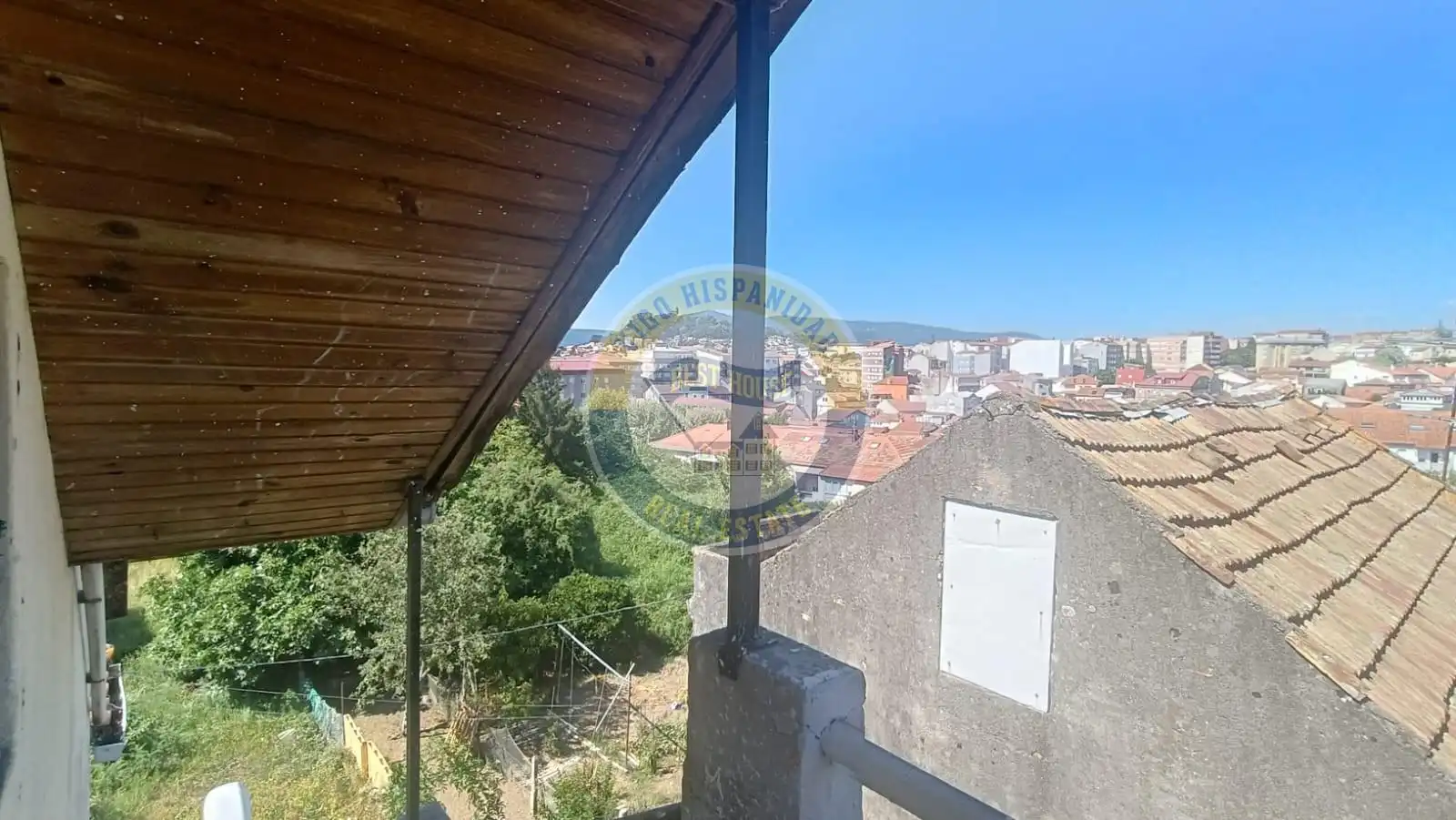 Terrassa de Casa o xalet en venda en Vigo  amb Calefacció, Jardí privat i Balcó