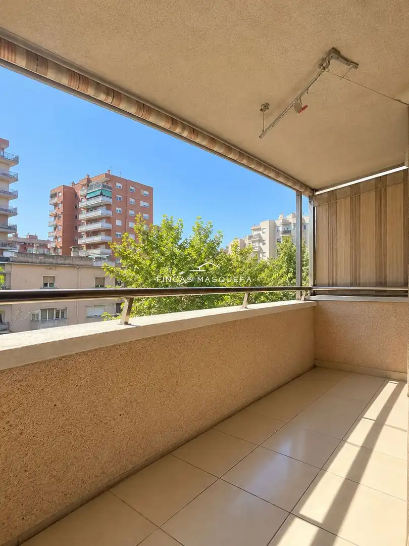 Vista exterior de Piso en venta en Martorell, Barcelona