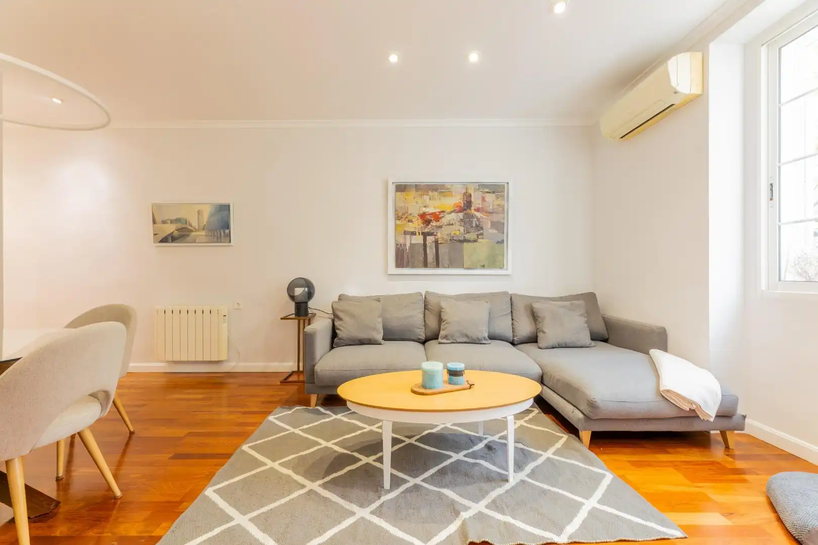 Sala de estar de Piso de alquiler en Valencia con Aire acondicionado, Calefacción y Amueblado
