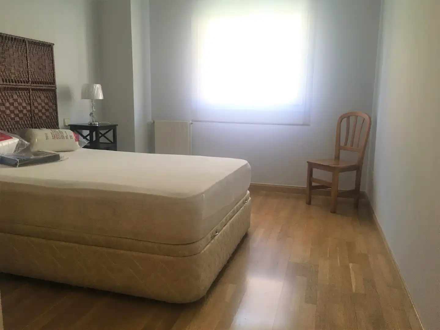 Habitación de Apartamento de alquiler en Pozuelo de Alarcón con Calefacción, Parquet y Terraza