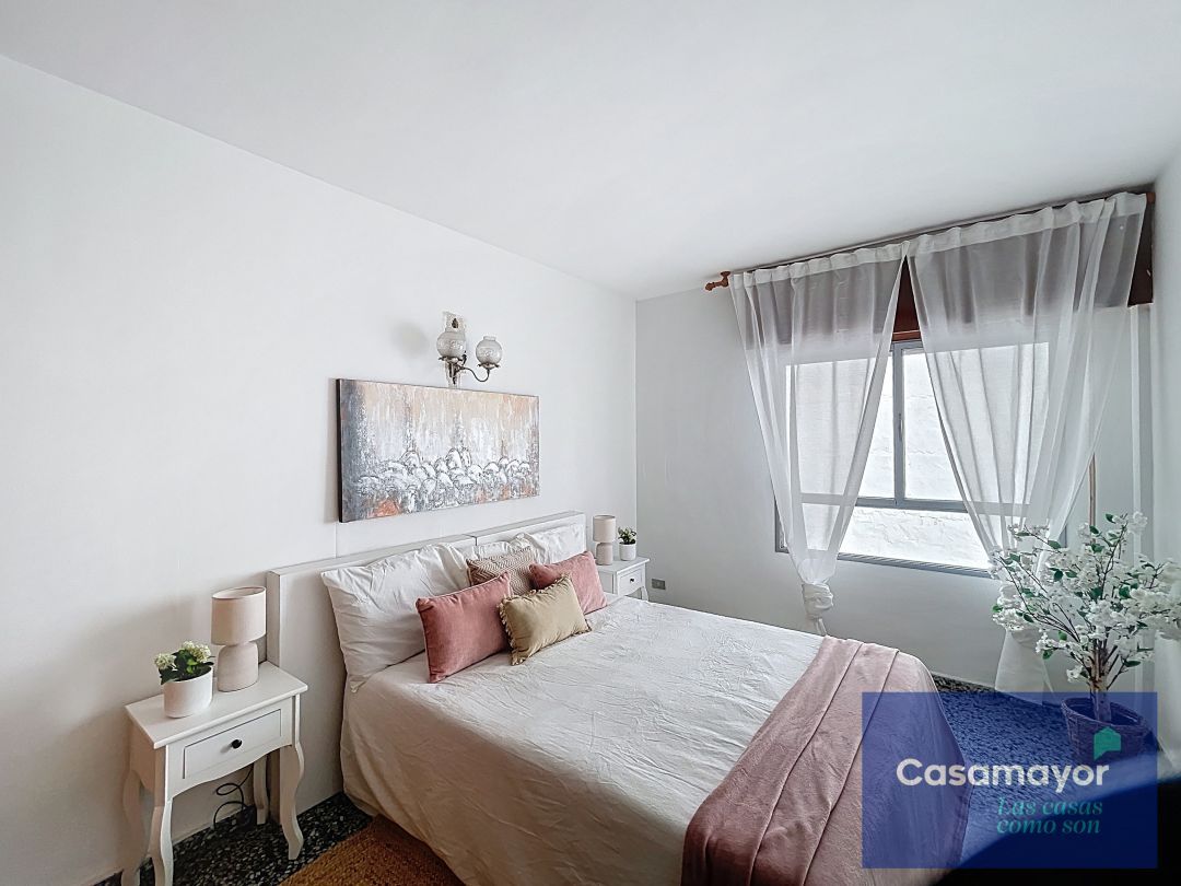 Bedroom of Flat for sale in Alicante / Alacant  with Balcony