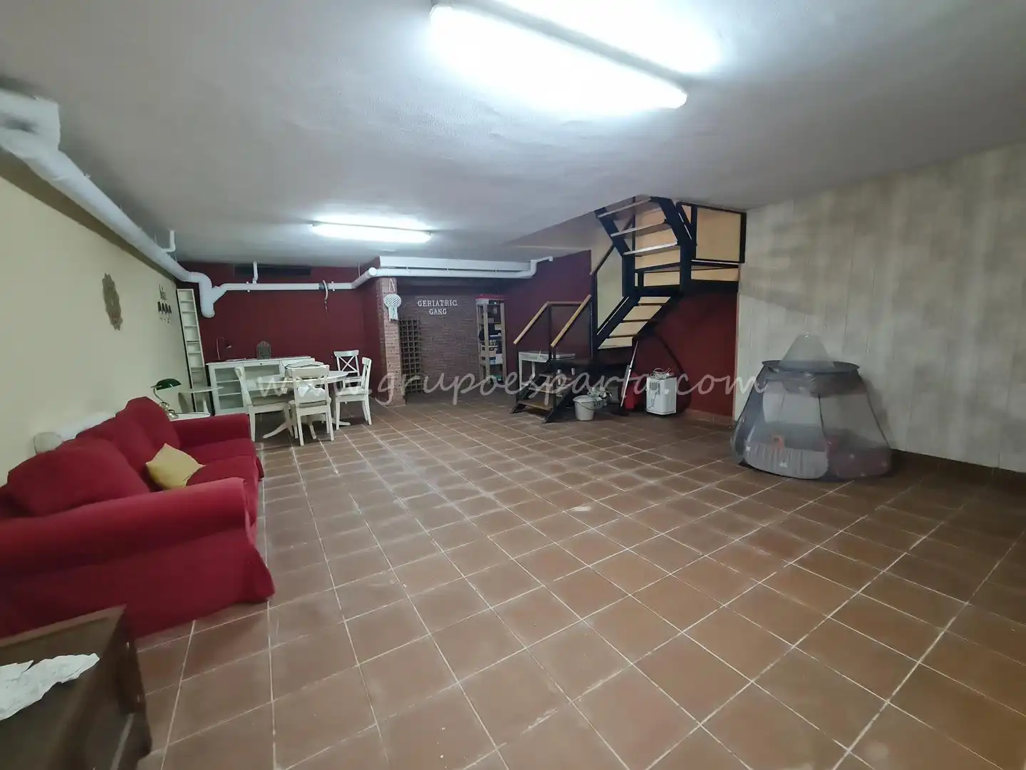 Casa adosada en venta en Huévar del Aljarafe con Aire acondicionado, Jardín privado y Terraza