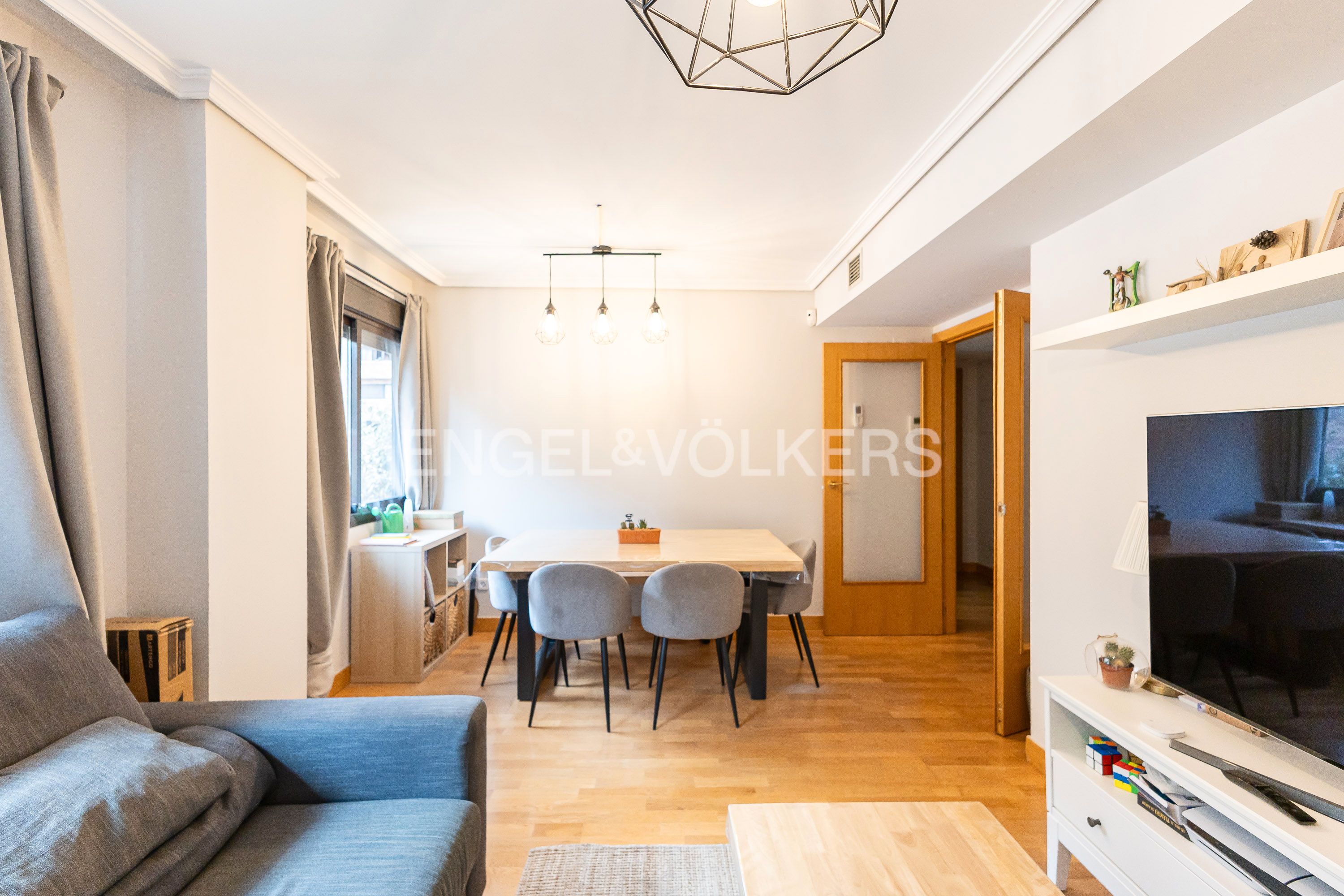 Exterior view of Apartment for sale in Las Rozas de Madrid  with Air Conditioner, Heating and Parquet flooring