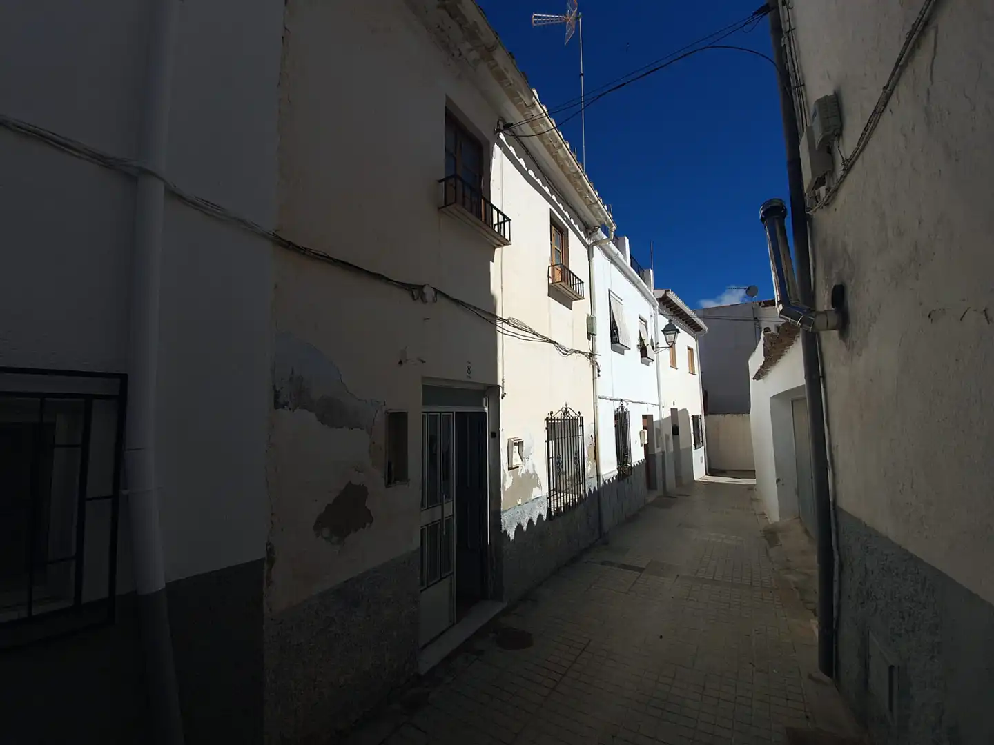 Vista exterior de Casa adosada en venda en Baza