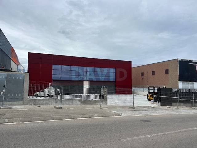 Nave industrial en Alquiler en Calle Drets Humans en Levantina - Montgavina - Quintmar