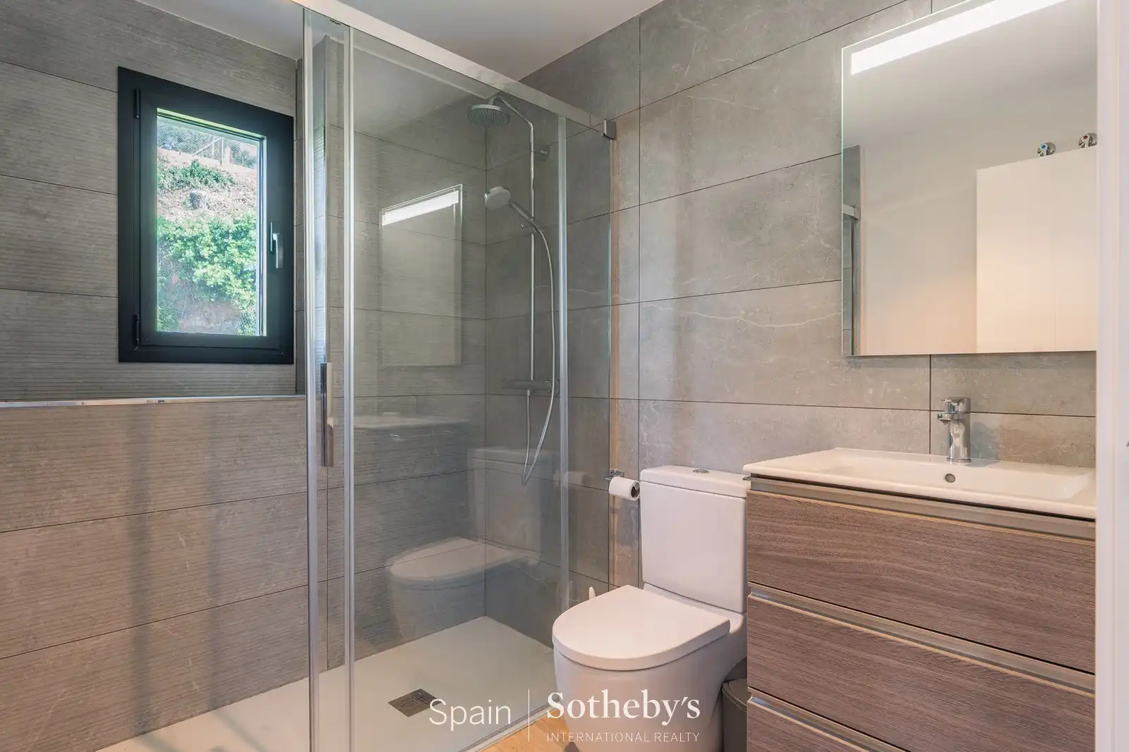 Bany de Apartament en venda en Begur amb Aire condicionat, Terrassa i Piscina comunitària