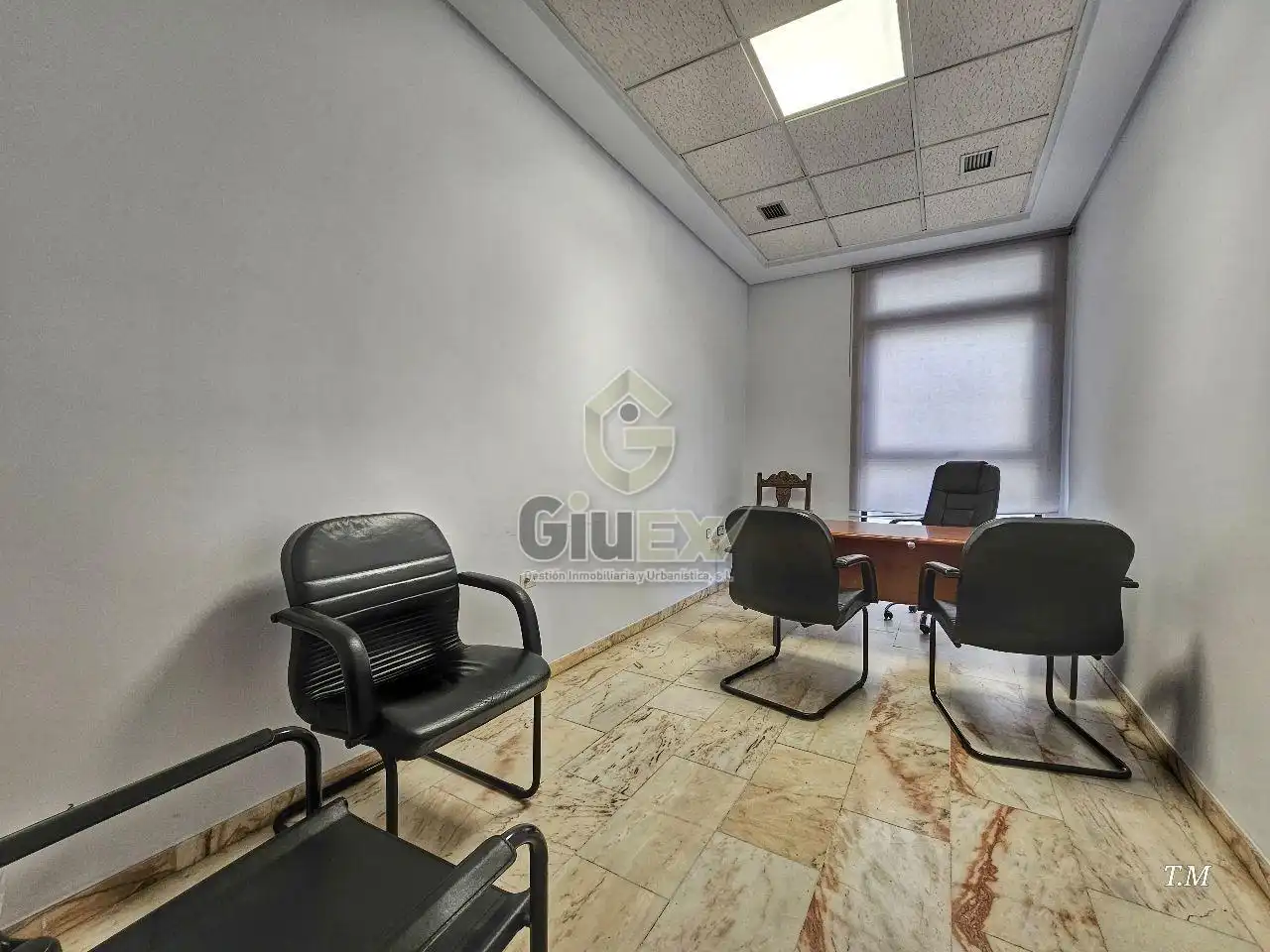 Oficina de alquiler en Centro