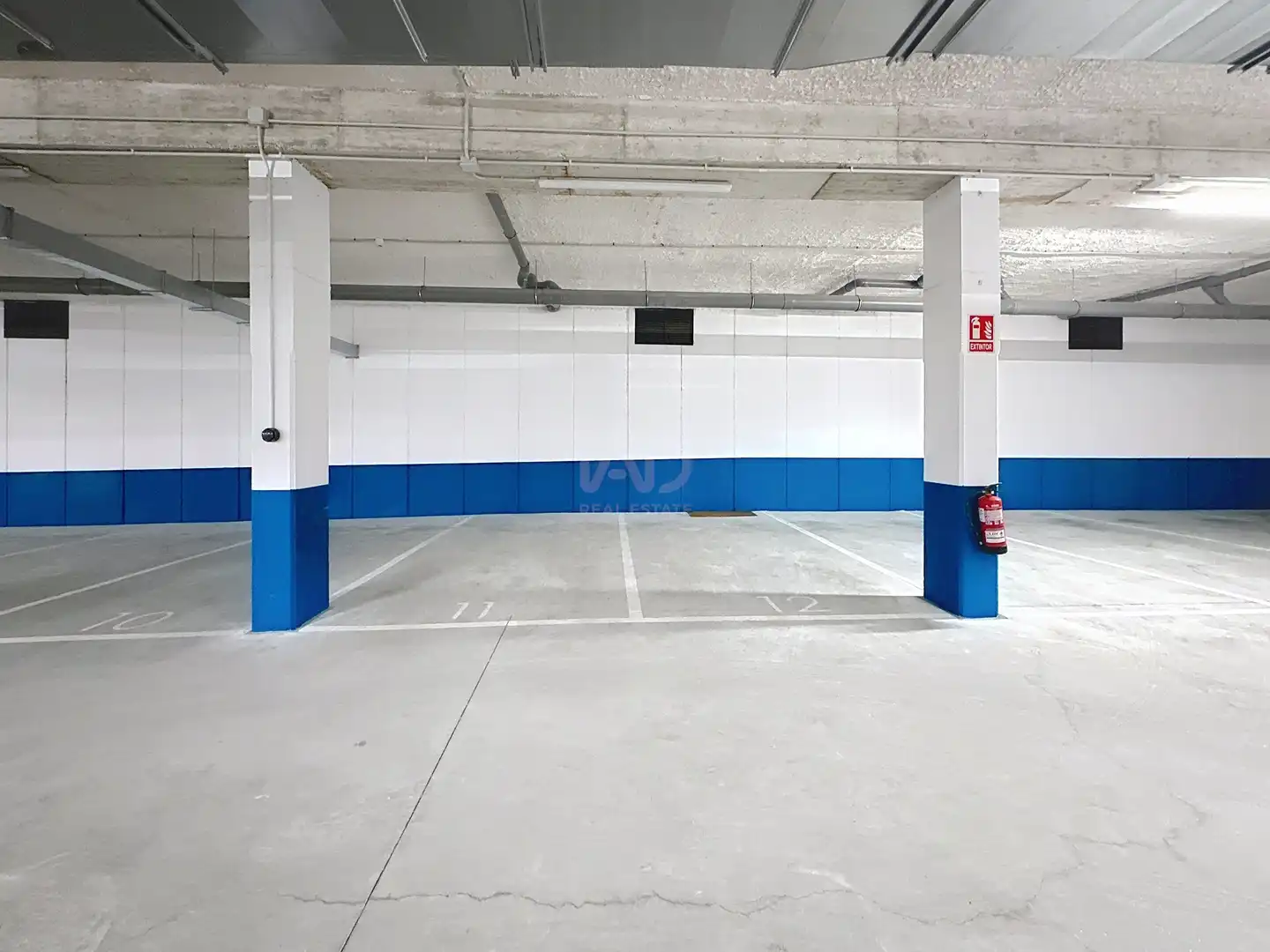 Parkplatz von Wohnung zum Verkauf in Sanxenxo mit Heizung, Terrasse und Schwimmbad