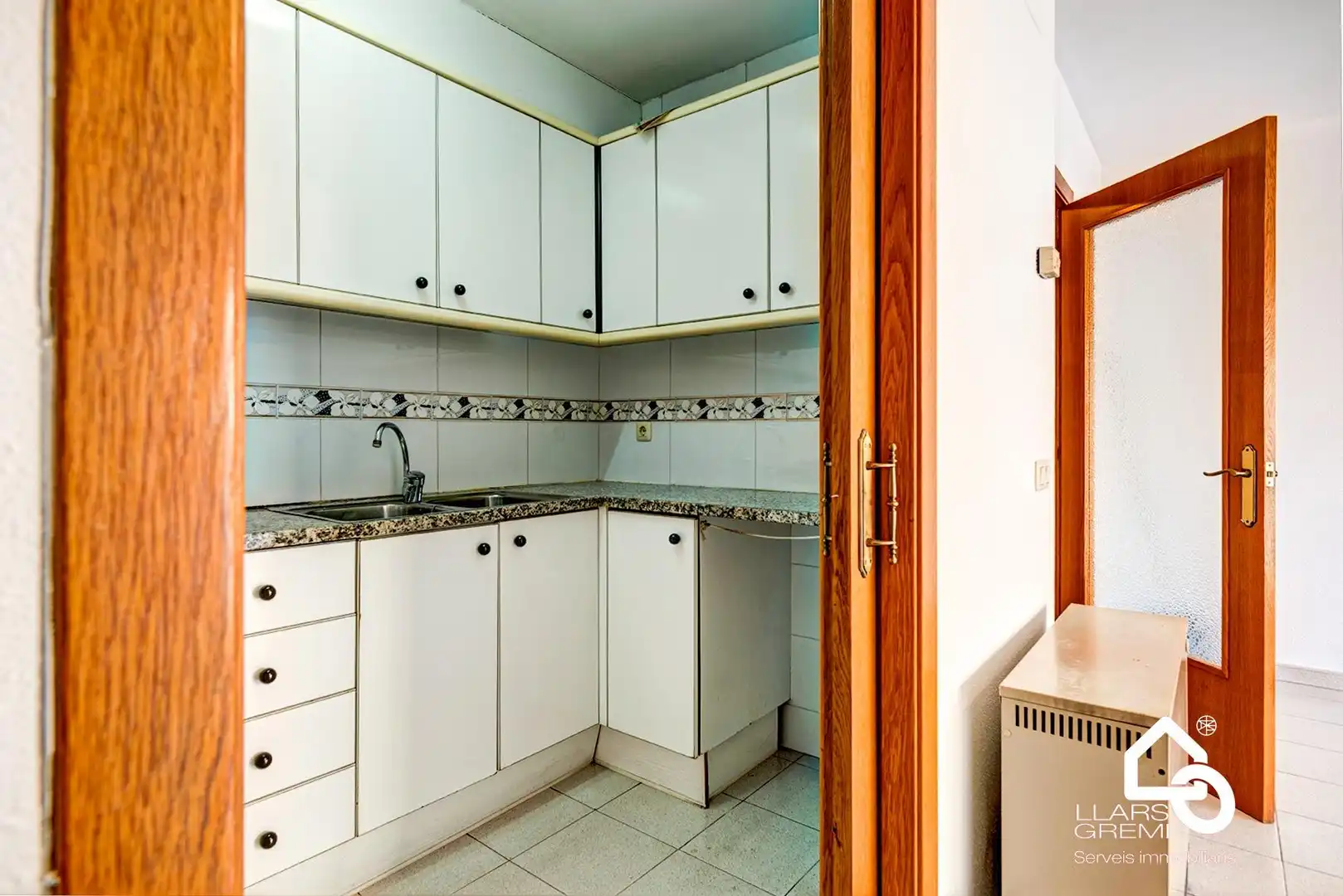 Cocina de Piso en venta en Igualada con Calefacción, Terraza y Trastero