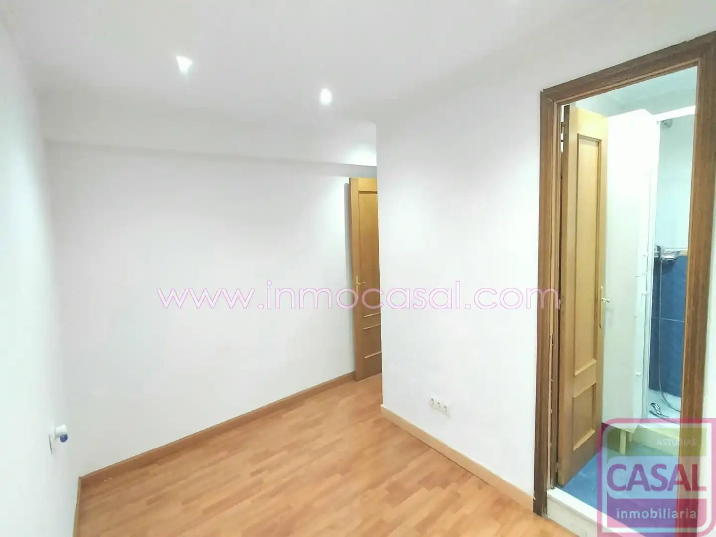Piso en venta en Proaza con Calefacción