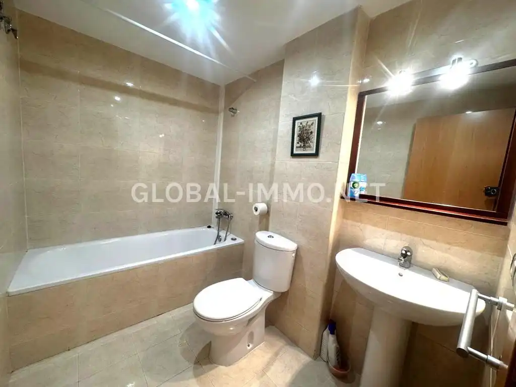 Apartament amb piscina en venda a Avinguda Port Canigó, imagen 9