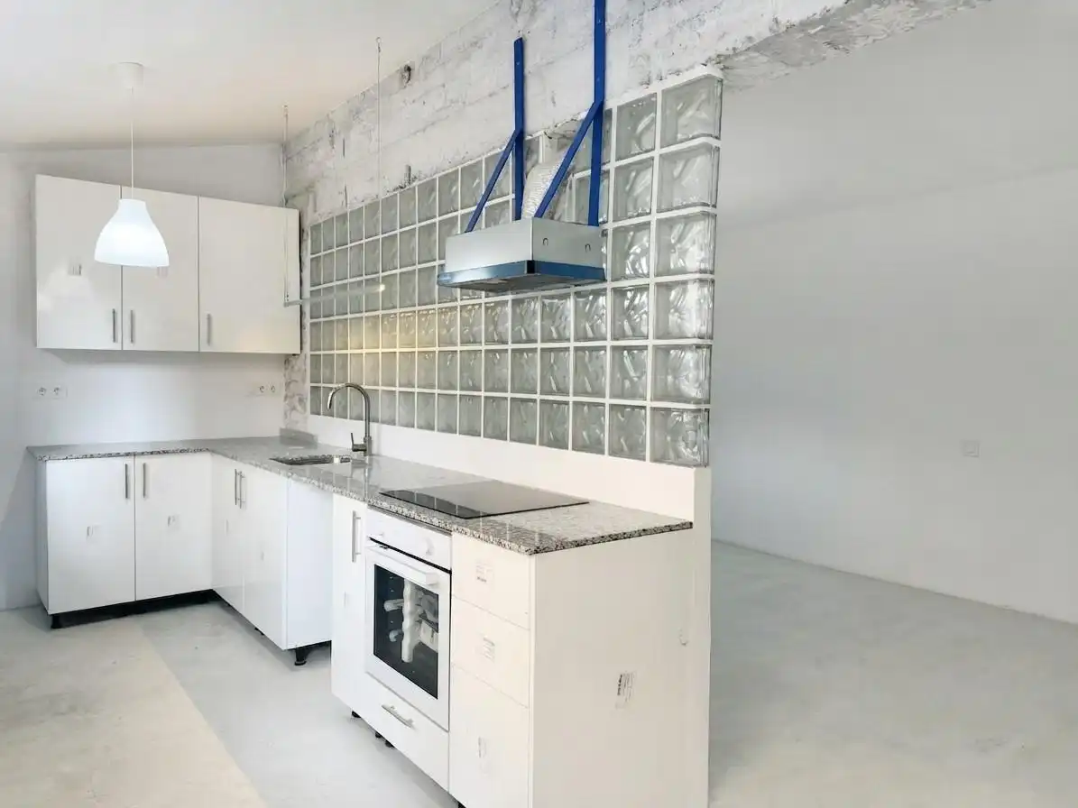 Kitchen of Study for rent in Esplugues de Llobregat