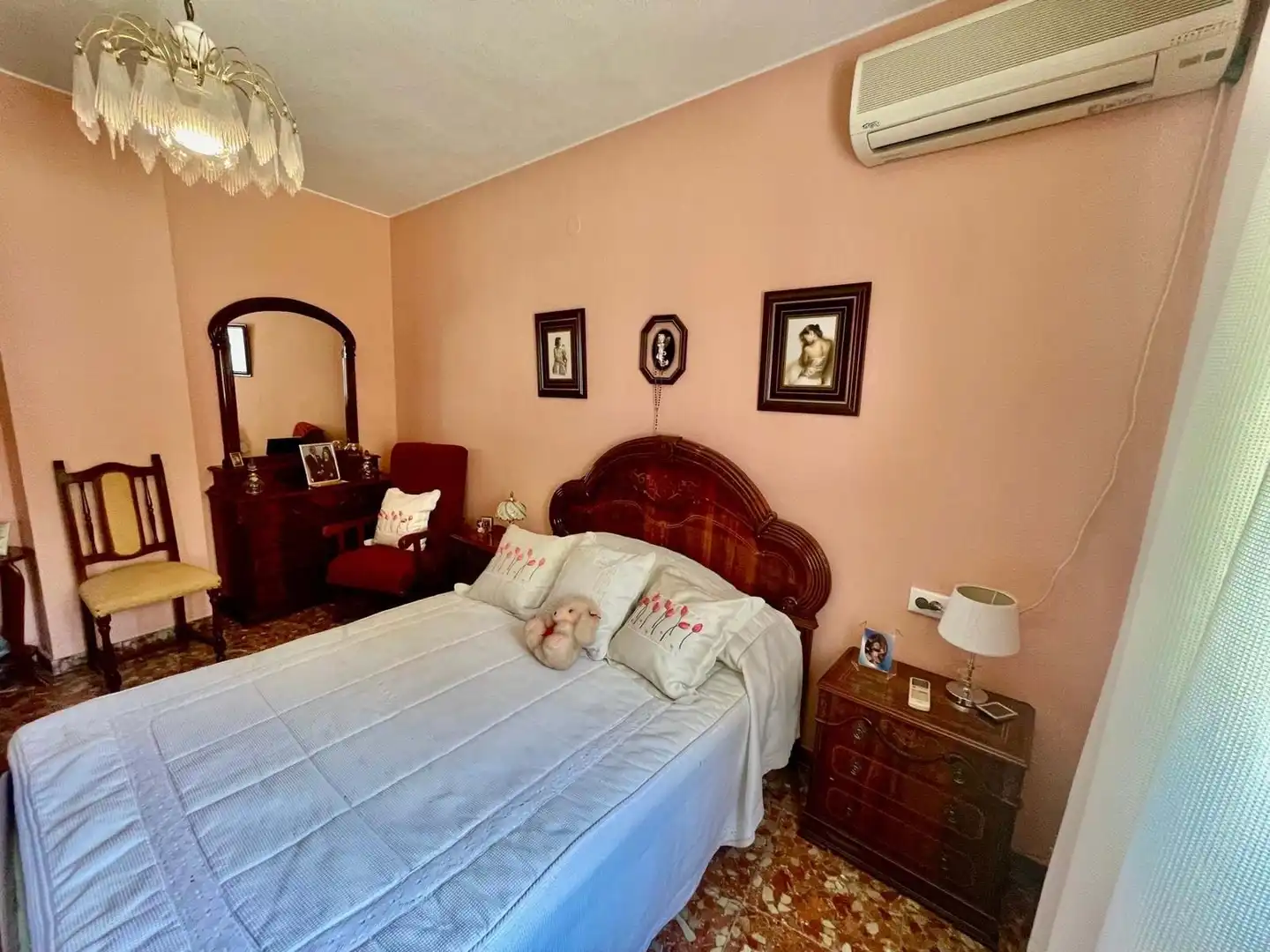 Bedroom of Detached homes for sale in El Carpio