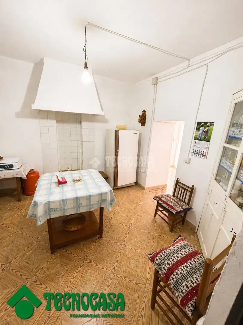 Cuina de Casa o xalet en venda en Gálvez amb Jardí privat