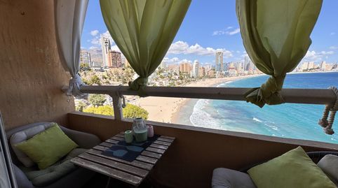 Casa adosado con 3 dormitorios con vistas al mar y licencia turística en Benidorm