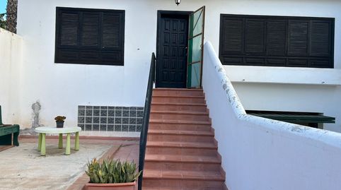 ADOSADO EN GÜIMAR