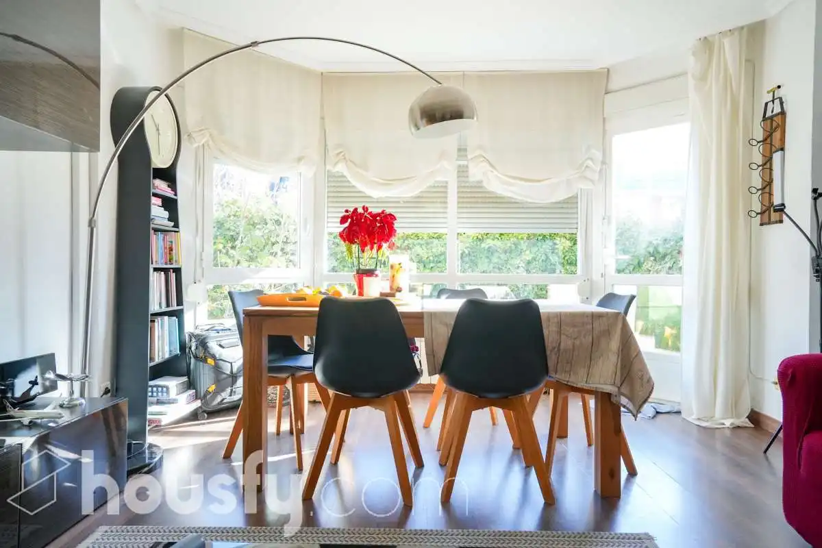 Comedor de Planta baja en venta en Las Rozas de Madrid con Aire acondicionado, Calefacción y Jardín privado