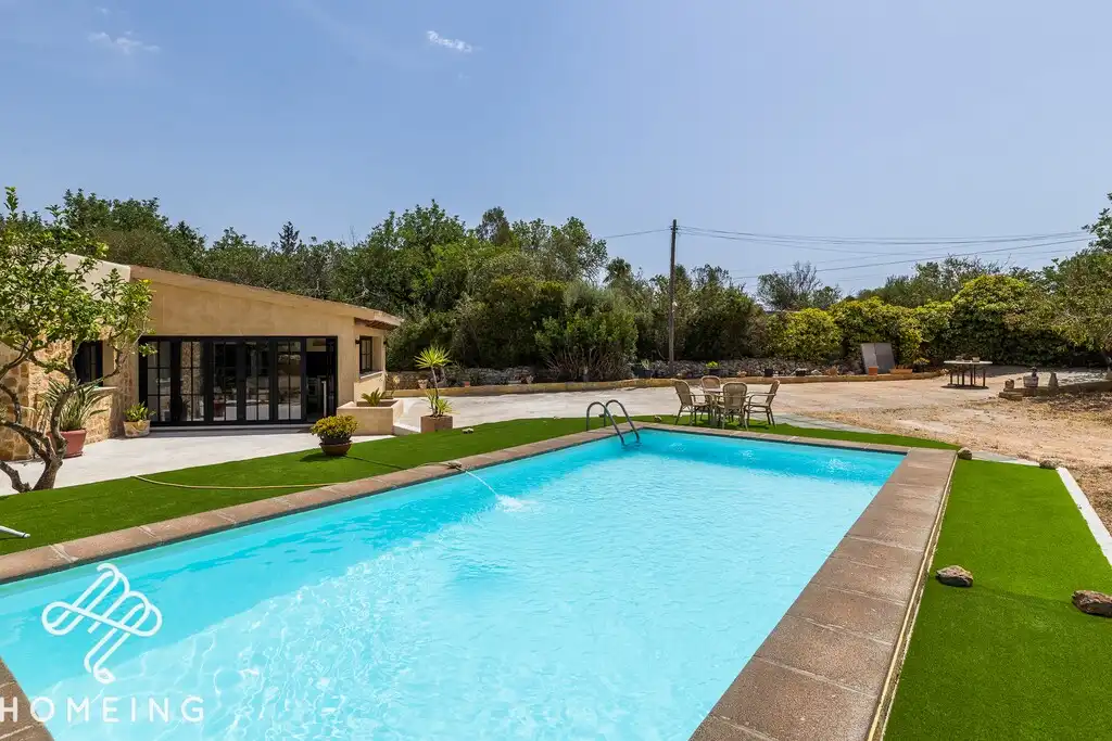 Swimming pool of Country homes for rent in Llucmajor  with Air Conditioner, Private garden and Swimming Pool