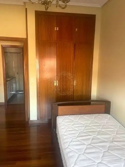 Piso de alquiler en San Pedro de Deusto - La Ribera