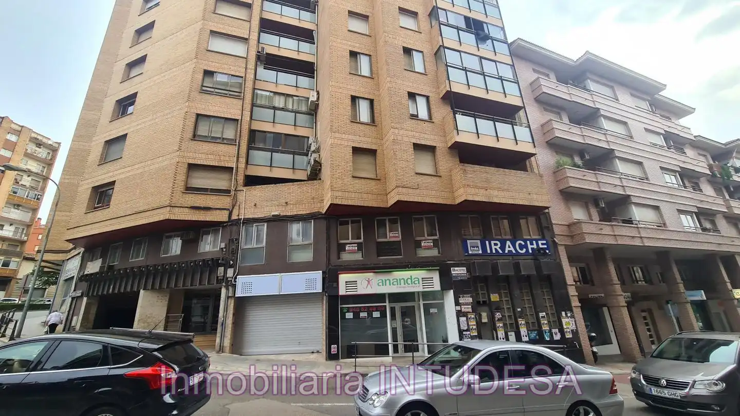 Büro zur Miete in Diaz Bravo, 1, Centro