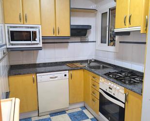 Cuina de Pis de lloguer en Esplugues de Llobregat amb Aire condicionat, Calefacció i Parquet