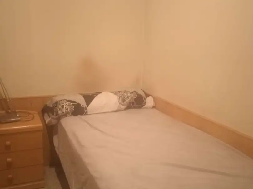 Bedroom of Flat for share in Eixample