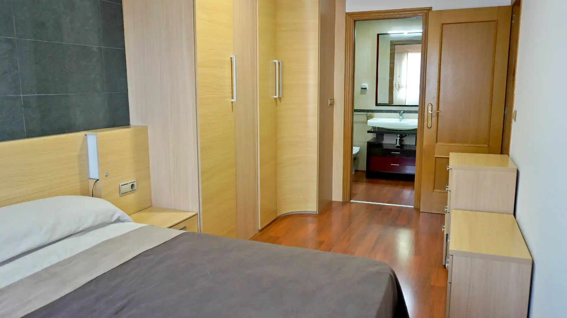 Habitación de Piso en venta en Cartagena con Aire acondicionado, Amueblado y Lavadora