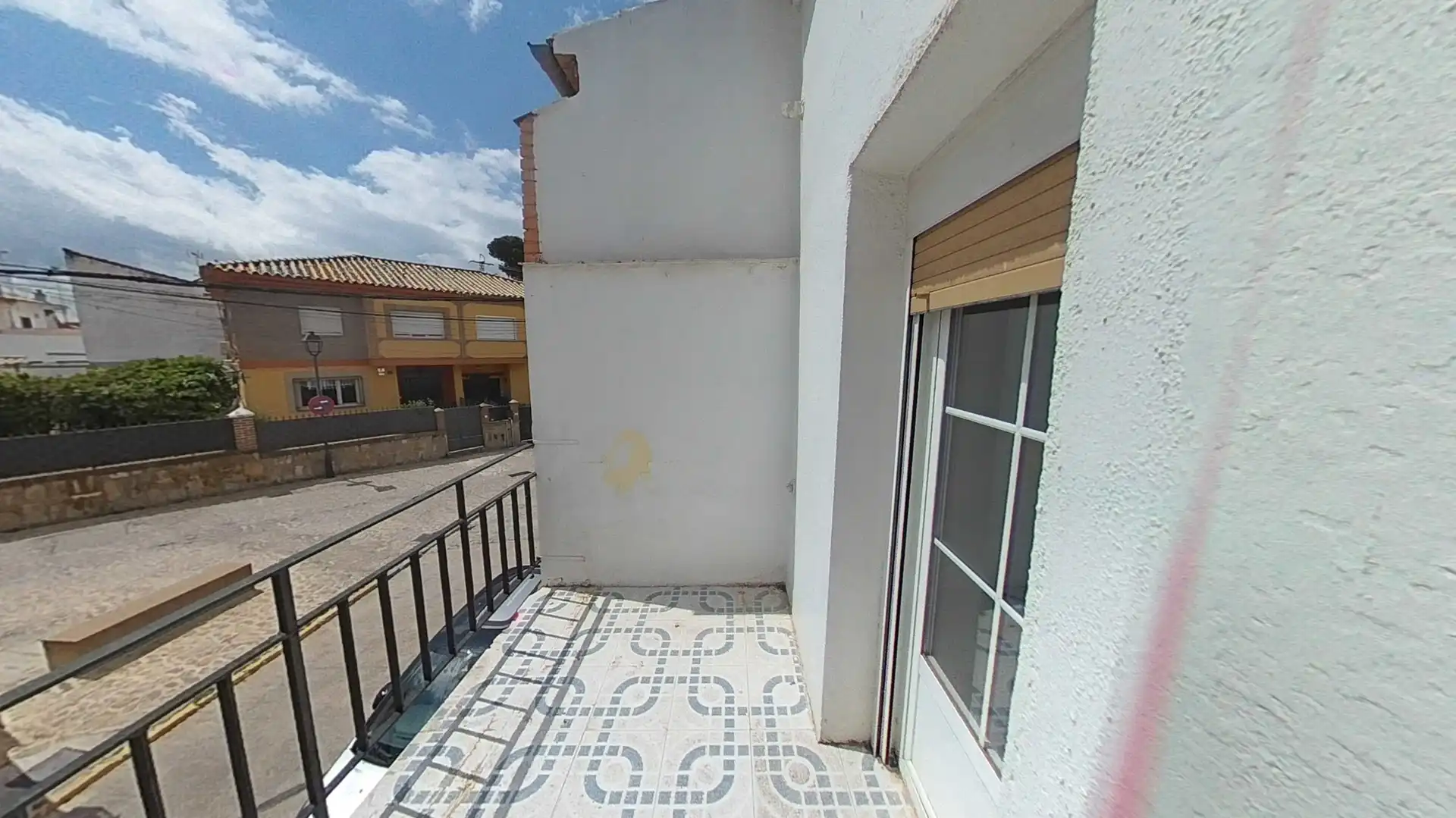 Vista exterior de Casa adosada en venta en Baeza con Terraza