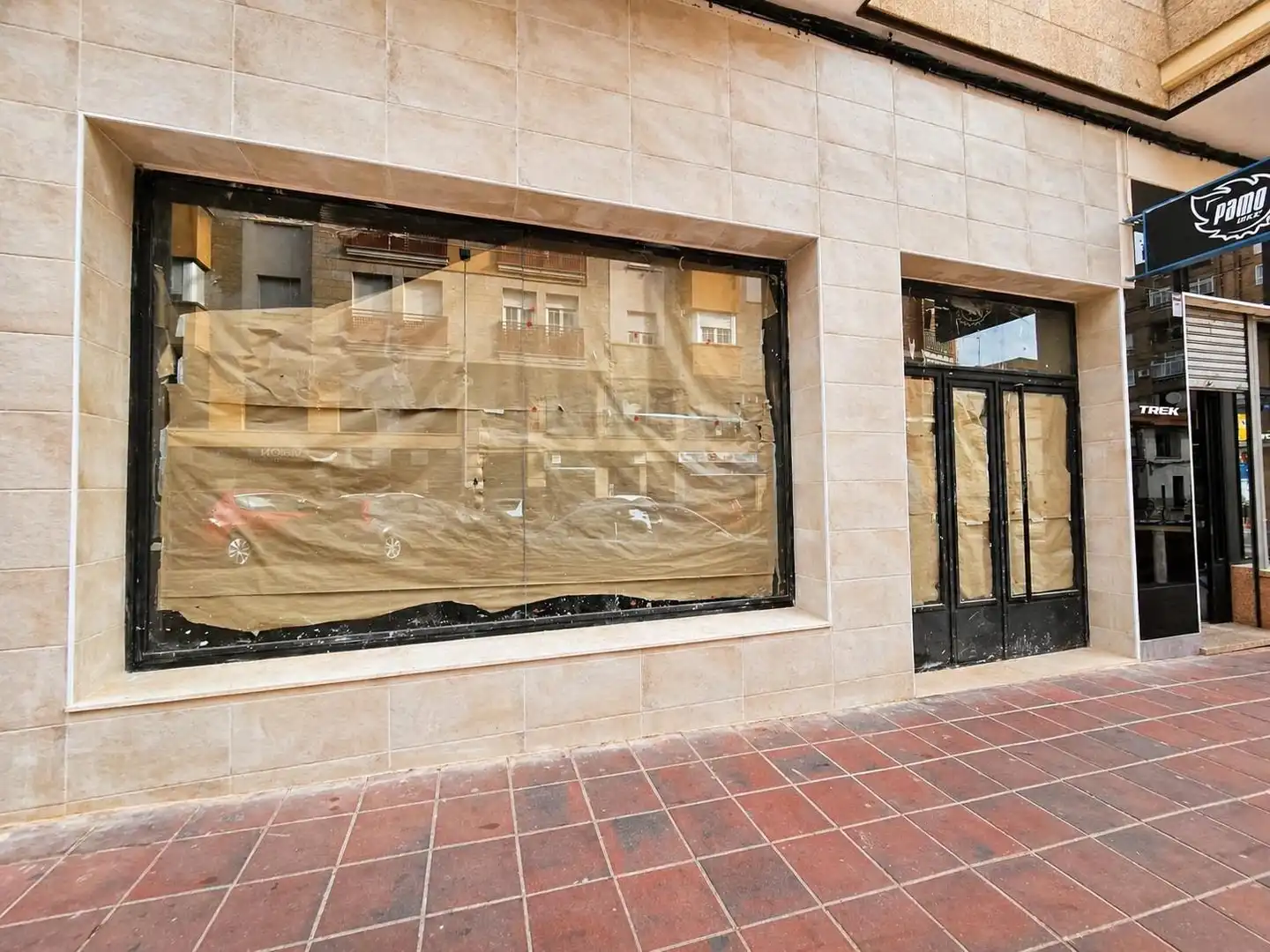 Local comercial de lloguer a Calle Calle Antonio Concha