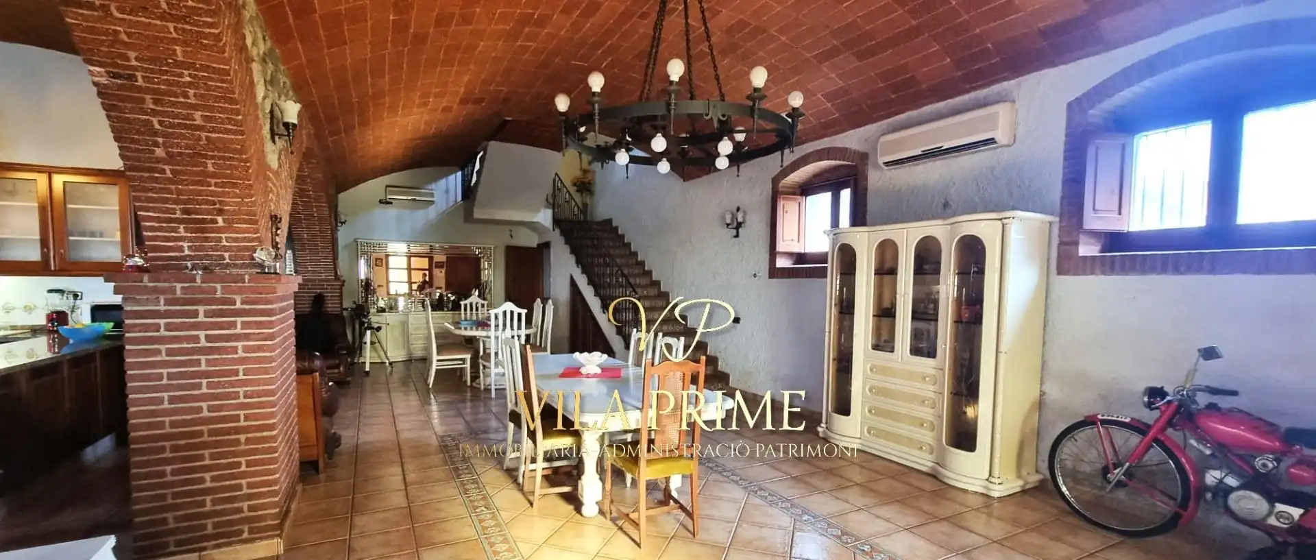 Esszimmer von Country house zum Verkauf in Mataró mit Klimaanlage, Heizung und Privatgarten